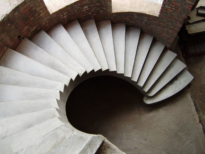 Лестницы24, Изготовление бетонных монолитных лестниц